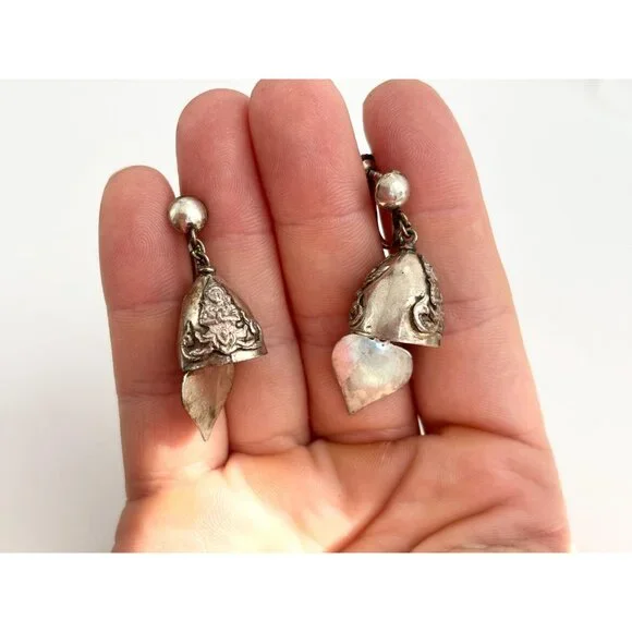 Siam Sterling Silver Vintage Screw Back Bells Hearts Charm Earrings - Picture 5 of 10